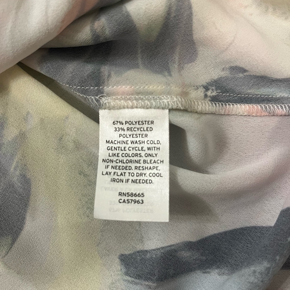 Halogen Pastel Abstract Wrap Blouse - Picture 5 of 5